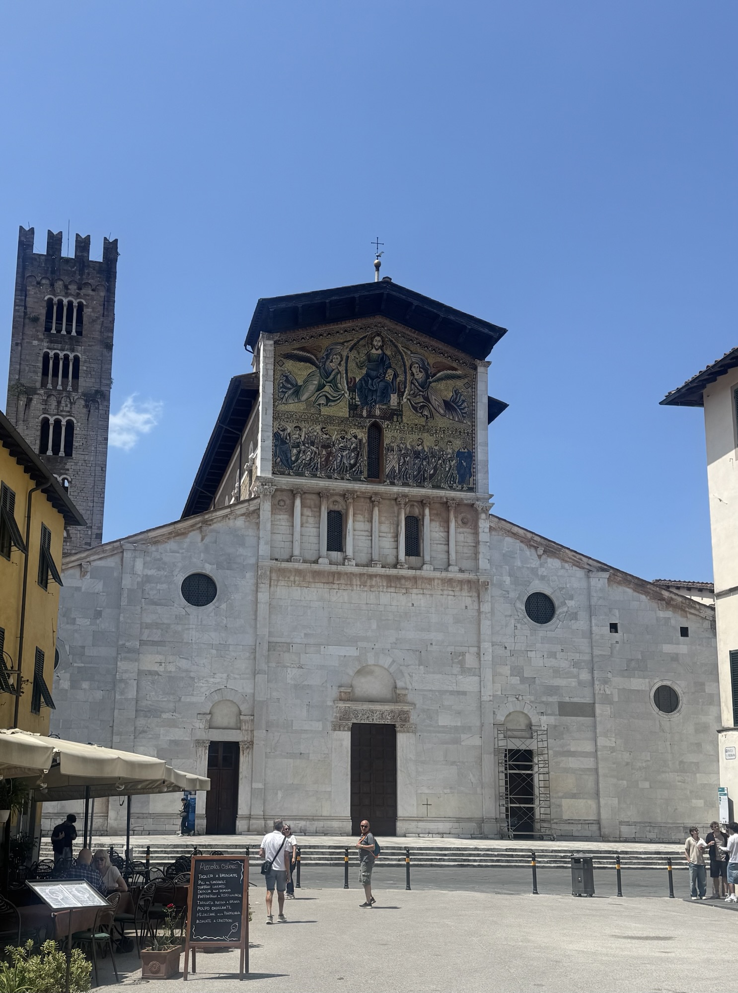 Basilica di San Frediano exterior